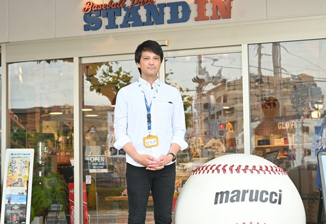 甲子園に新たに現れた野球専門店が面白い、充実の品揃え、親切な接客に 